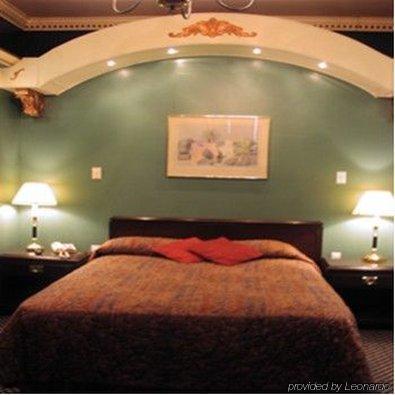 Hotel 7 Saisons Montreal Ruang foto