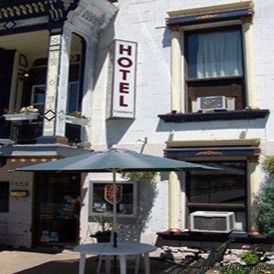 Hotel 7 Saisons Montreal Bagian luar foto